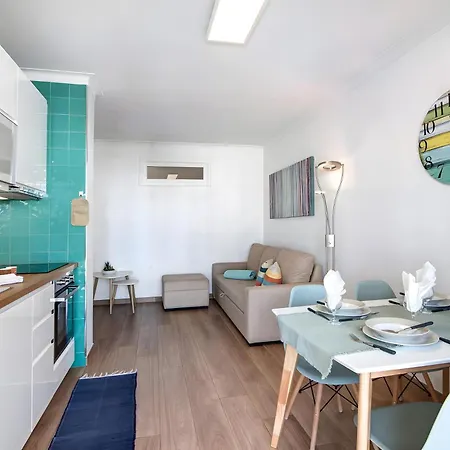 Seaside Heaven - Da Rocha